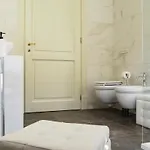 בית הארחה Aqa Palace 4*