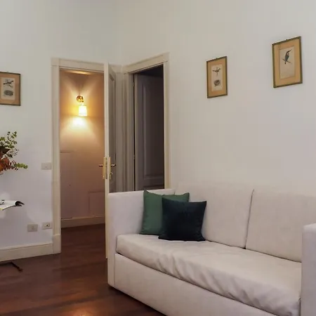 Konukevi Aqa Palace 3*