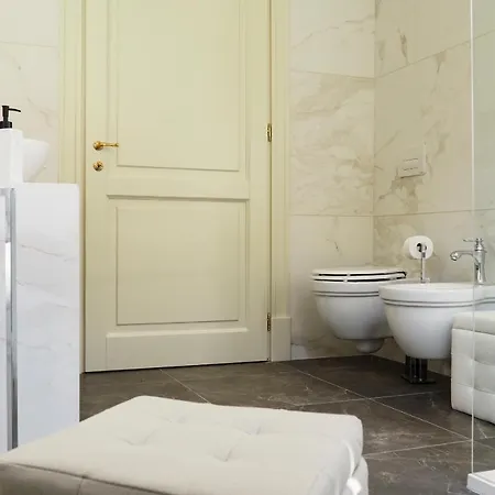 Pensión Aqa Palace 4*