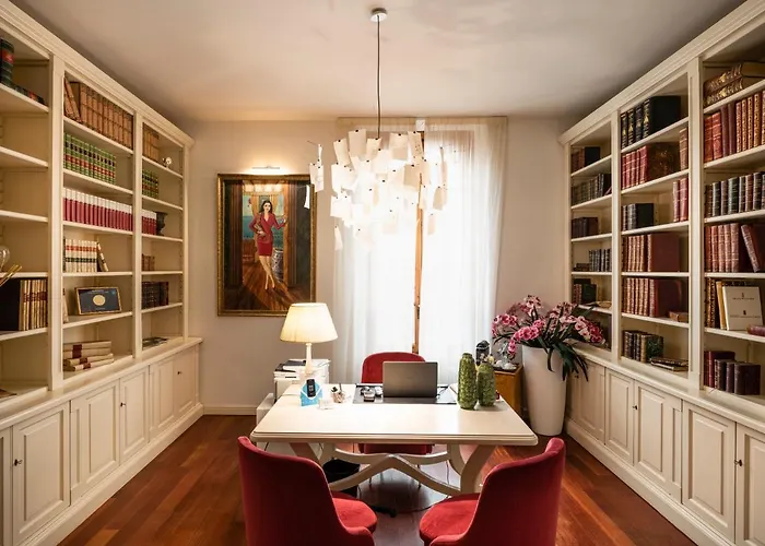 Aqa Palace ゲストハウス 4*